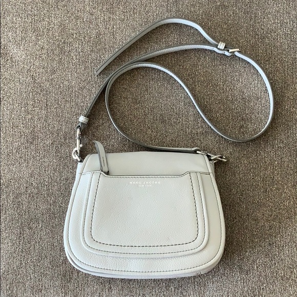 Marc Jacobs Handbags - Marc Jacobs Crossbody Bag